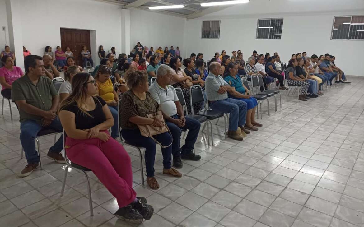 Conferencia: La Familia