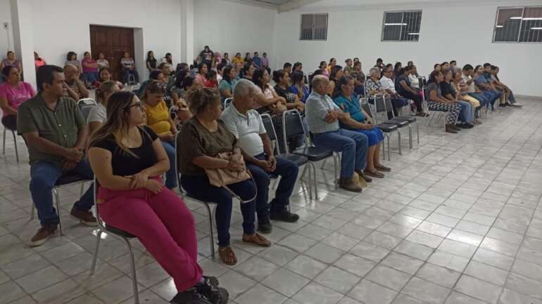 Conferencia: La Familia